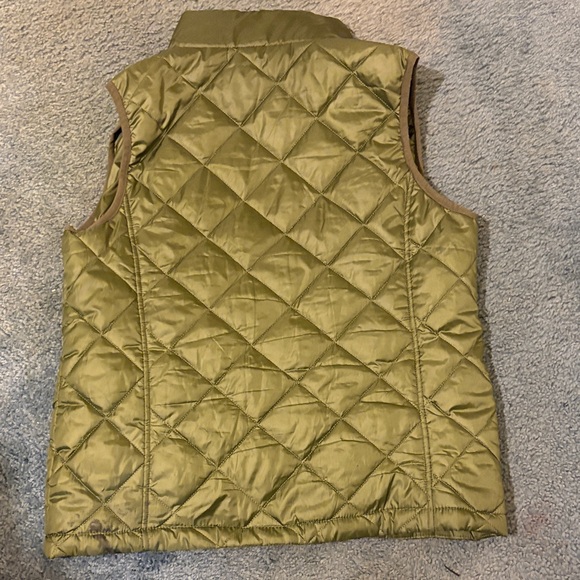 Womens Heated Olive Green Quilted Vest no battery - Picture 4 of 4